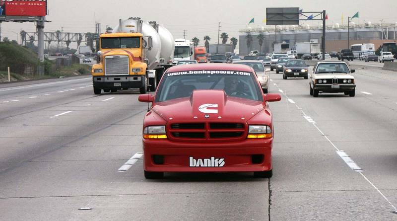 sidewinder-dakota-freeway Banks Sidewinder Dakota on the freeway for a cruise