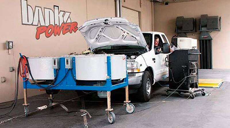 2004_October_SportTruck 2004_October_SportTruck