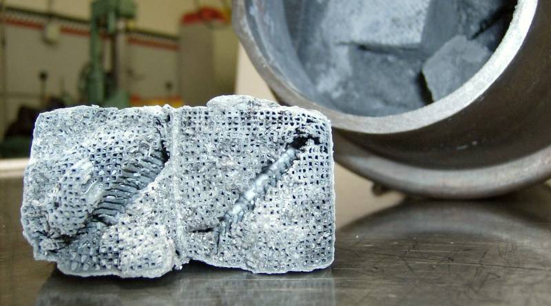 DPF-close-up-of-part DPF-close-up-of-part