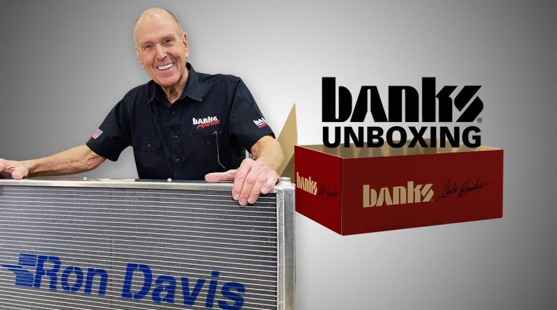 Unboxing a Ron Davis Racing Radiator Unboxing a Ron Davis Racing Radiator