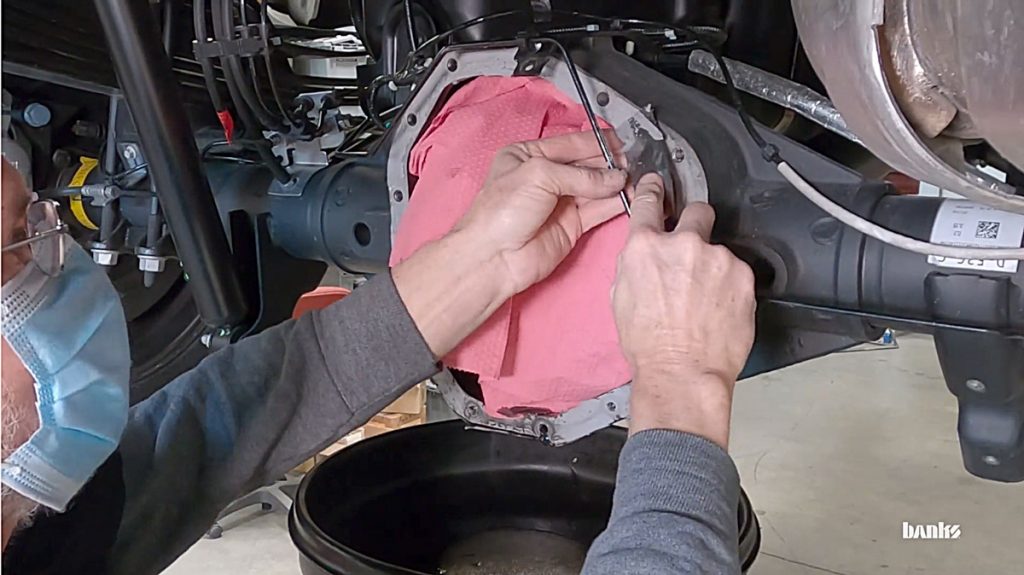 Dana M275 Diff Cover clean surface