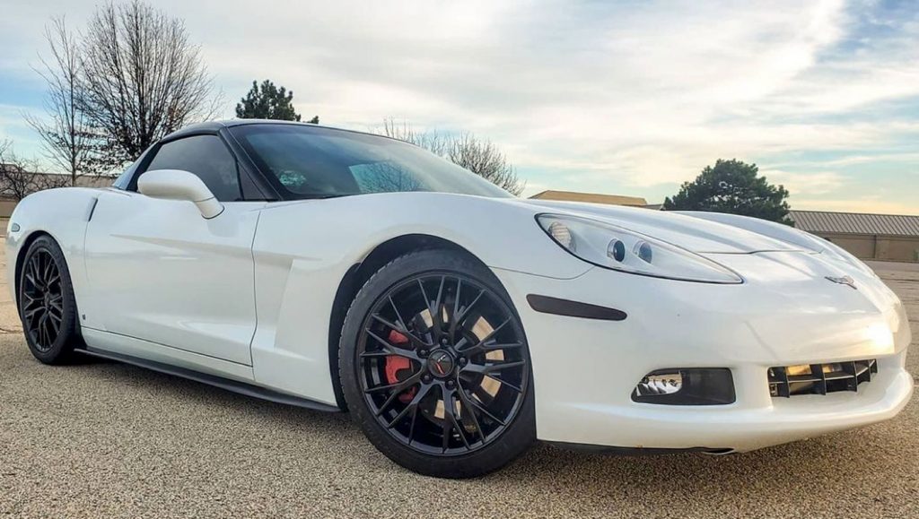 2009 Corvette gets an iDash