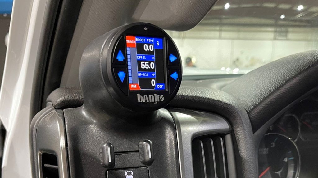 2019 Duramax 2500 with Derringer and iDash