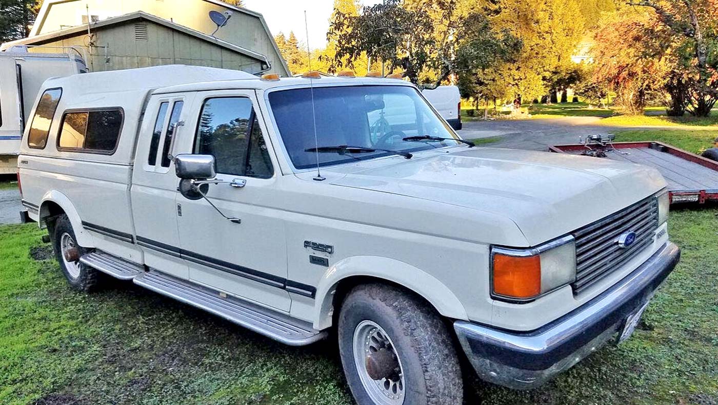 The 1988 Ford needed help towing