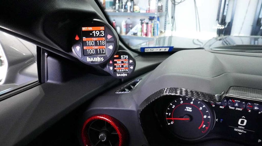Close-up of iDash monitors in Camaro ZL1