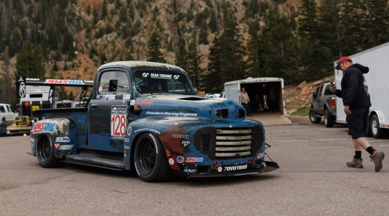 smoky-parked