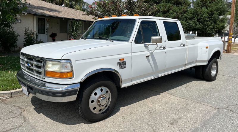 Ford-7.5L-Robert-Good-Shot