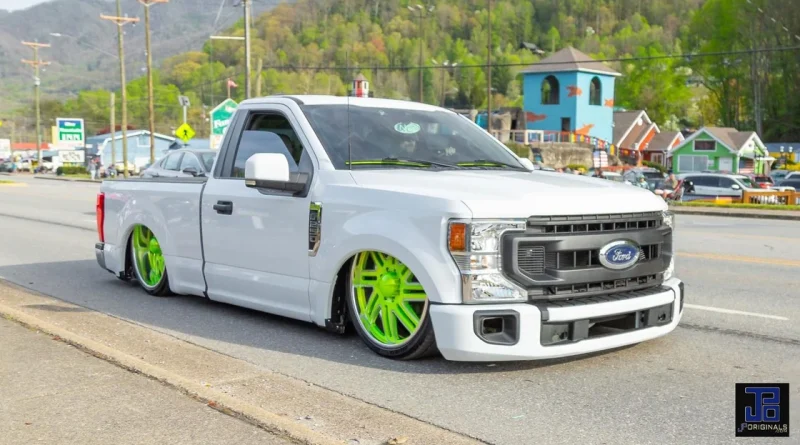 Tim-Gilbert-Rolling-Shot.jpg