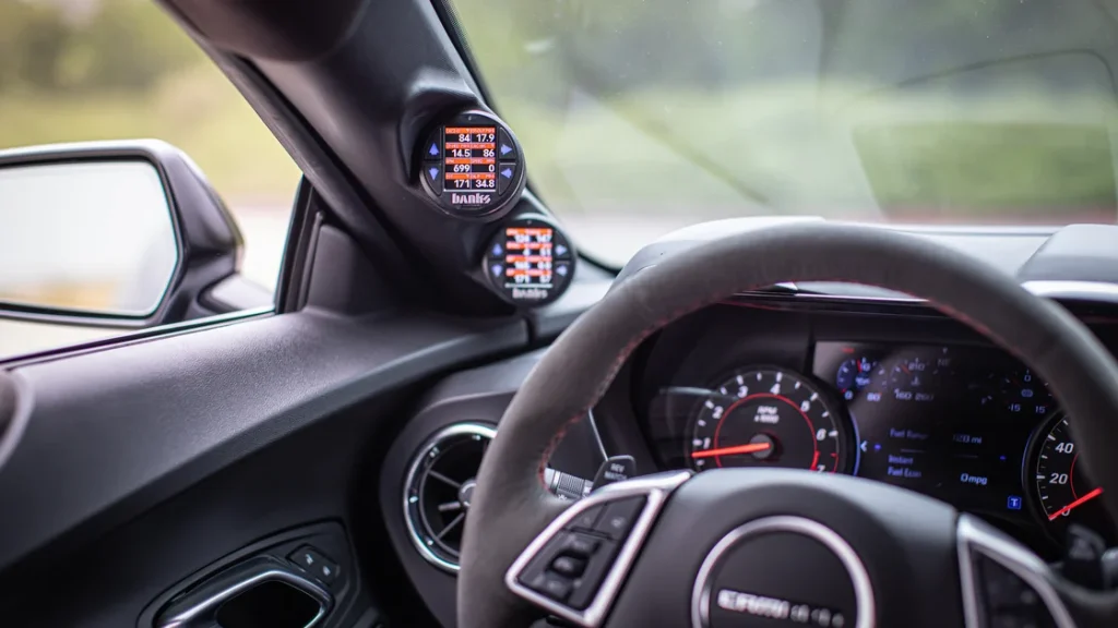 iDash SuperGauge in Camaro