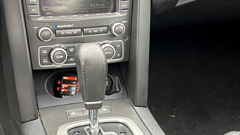 A Banks iDash 1.8 DataMonster installed in a 2008 Pontiac G8 GT.